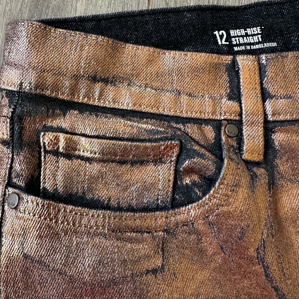 a.n.a High-Rise Straight Leg Jeans in Metallic Bronze